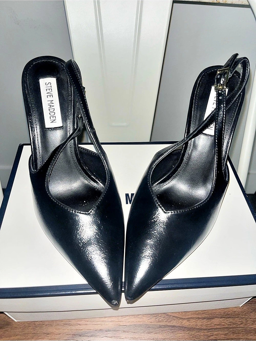 Steve Madden Pointed Toe Slingback Heels in Black